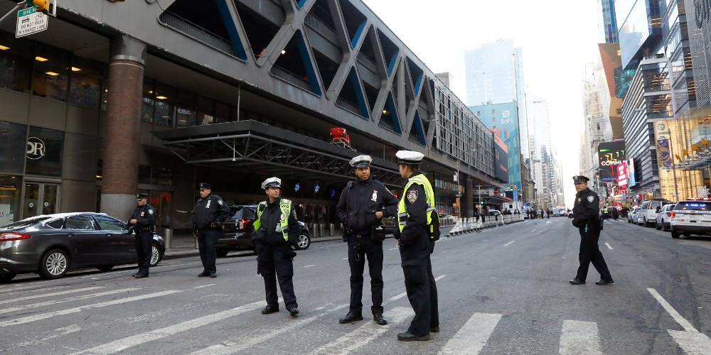 Τρόμος στη Νέα Υόρκη - Έκρηξη στον κεντρικό σταθμό λεωφορείων