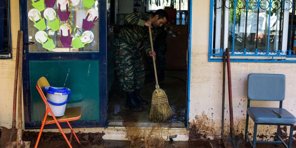 Τα πρώτα επιδόματα 5.000 ευρώ στους πλημμυροπαθείς της δυτικής Αττικής