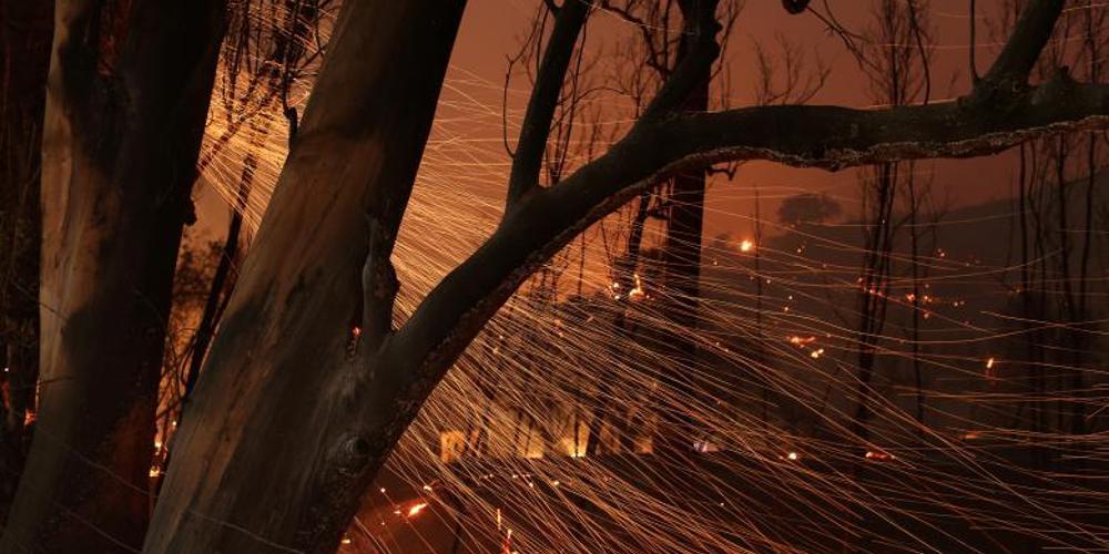 Συνεχίζεται το δράμα στην Καλιφόρνια: 7.000 άνθρωποι άφησαν τα σπίτια τους από την πυρκαγιά