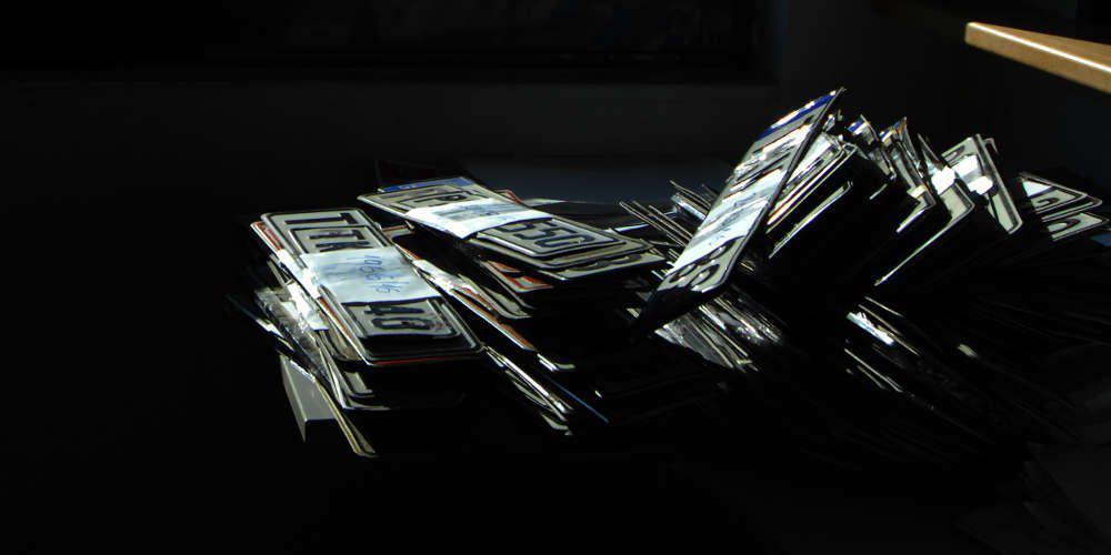 Επιστρέφονται πινακίδες Πινακίδες και άδειες οδήγησης επιστρέφονται λόγω των εκλογών