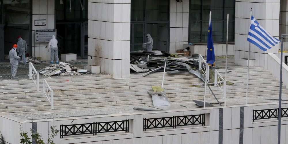 Τηλεφώνημα για βόμβα στην οδό Λουκάρεως