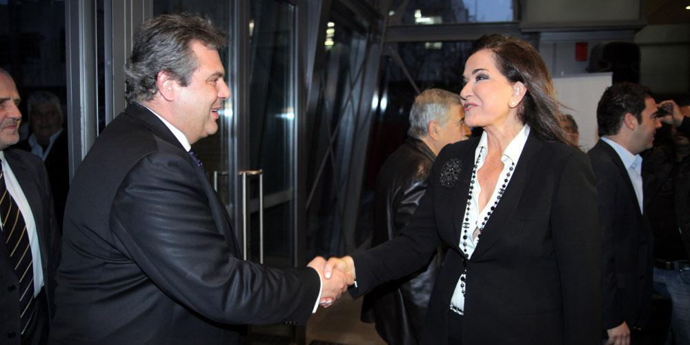 Μπακογιάννη σε Καμμένο: Κότα τρίλειρη μακροπουπουλάτη επανακαταθέτω μήνυση