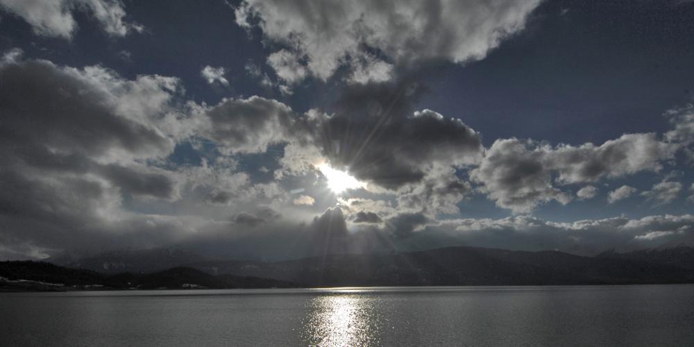 Ευρωβαρόμετρο: Επτά στους 10 πολίτες ζητούν πρόσθετα μέτρα για την ατμοσφαιρική ρύπανση