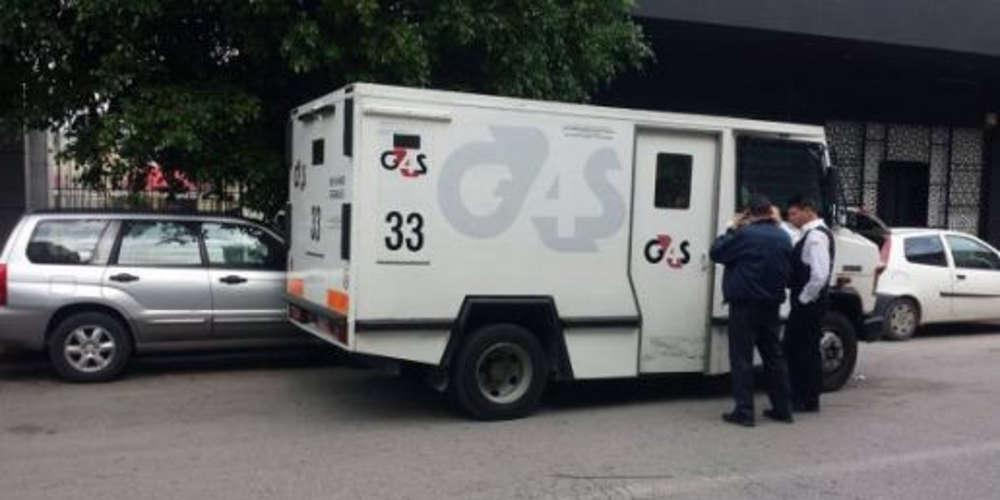 Απίστευτο: «Έσκασε» τσάντα χρηματαποστολής και τραυματίστηκε υπάλληλος στην Πάτρα