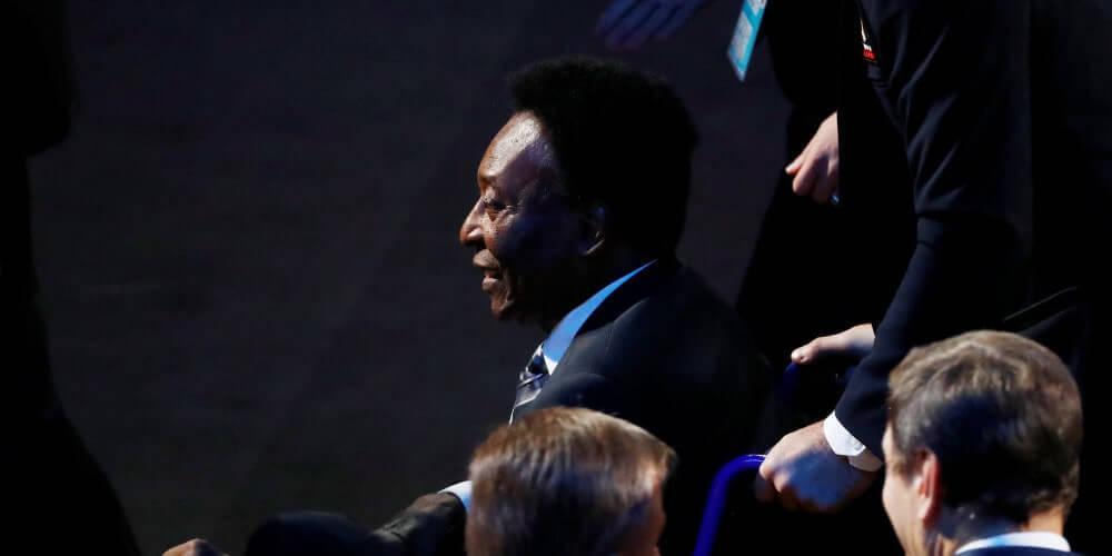 Στο νοσοκομείο ο Πελέ - Κατέρρευσε μέσα στο σπίτι του