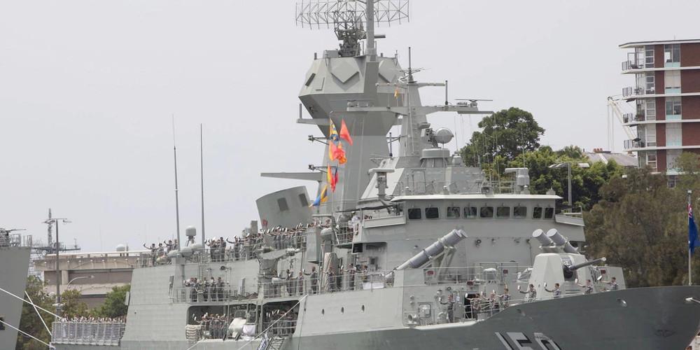 Βρετανική φρεγάτα συνόδευσε ρωσικά πλοία στη Βόρεια Θάλασσα