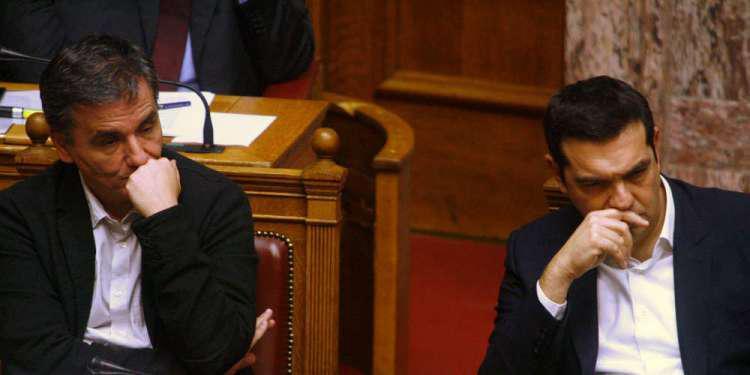 Απόλυτος εμπαιγμός της μεσαίας τάξης: Ο ΣΥΡΙΖΑ πήρε πίσω την μείωση του αφορολογήτου αλλά και τα αντίμετρα