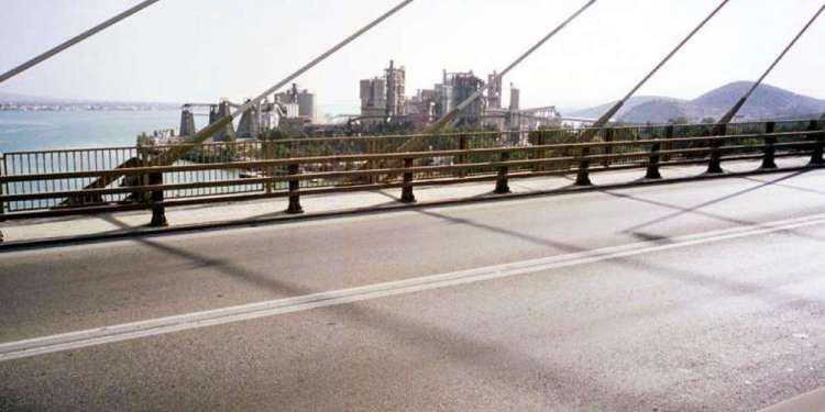 Ο απόστρατος αστυνομικός που παρουσιάζει δωρεάν στους επισκέπτες της Χαλκίδας το παλιρροϊκό φαινόμενο!