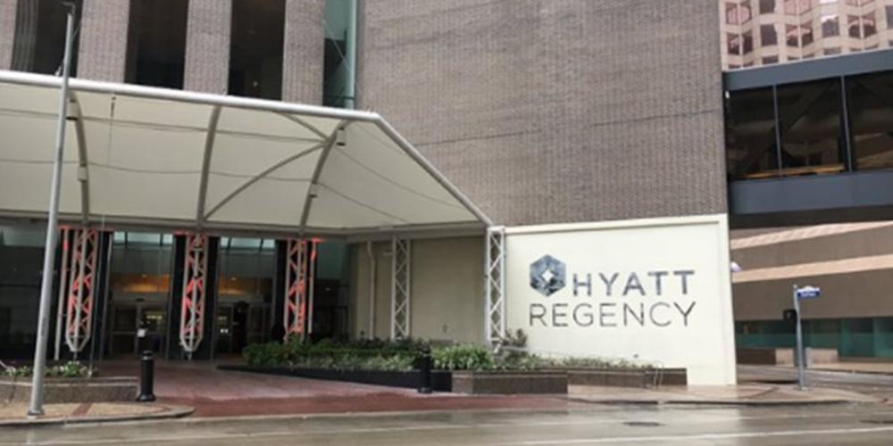 Ανδρας με πολλά όπλα συνελήφθη σε ξενοδοχείο του Χιούστον