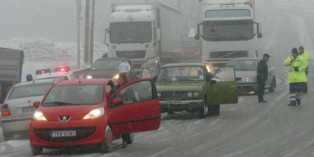 Σε ετοιμότητα η Περιφέρεια Αττικής για την αντιμετώπιση του χιονιά