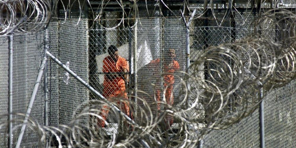 Ο Τραμπ υπέγραψε διάταγμα για να παραμείνει ανοικτή η φυλακή στο Γουαντάναμο
