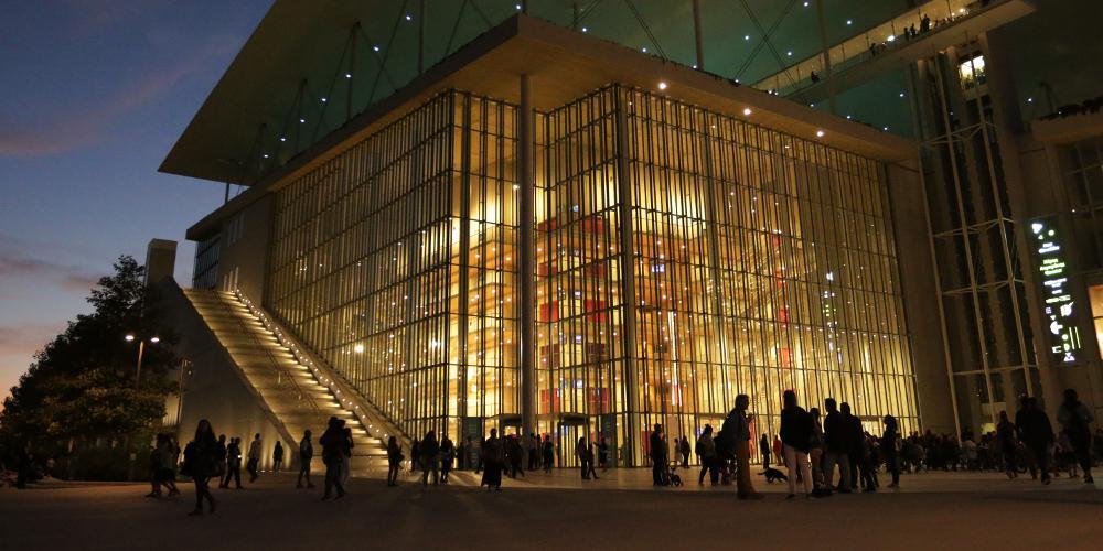 Ξεκίνησε η μετακόμιση της Εθνικής Βιβλιοθήκης στο Ίδρυμα Σταύρος Νιάρχος