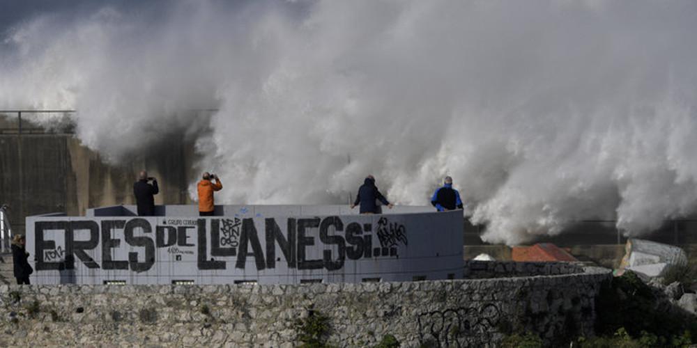 Φονική κακοκαιρία σαρώνει την Ευρώπη – Πέντε συνολικά οι νεκροί [εικόνες & βίντεο]