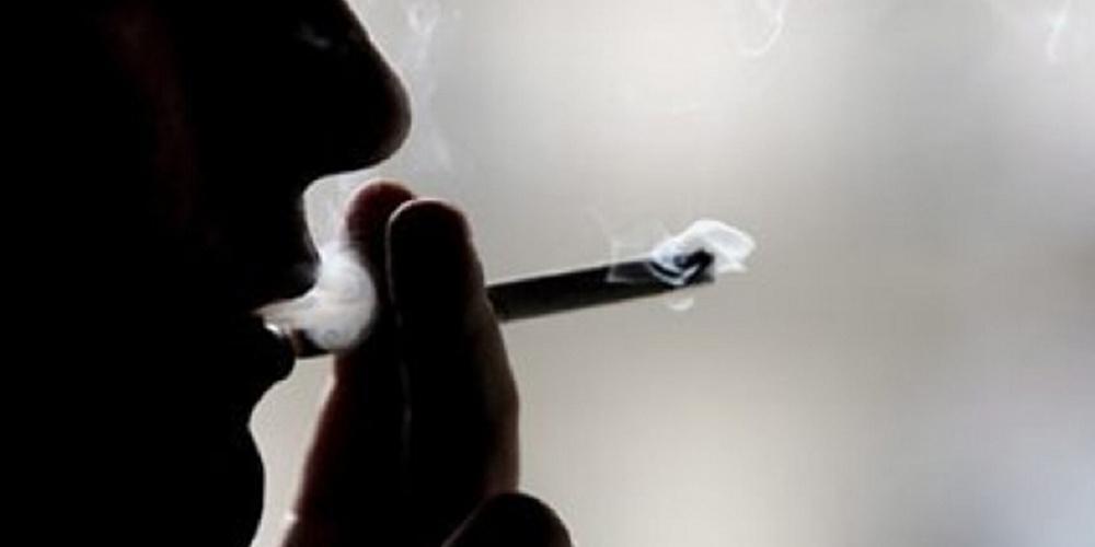 Πρόστιμα 1.500 για όσους καπνίζουν με παιδί στον αυτοκίνητο [PDF]