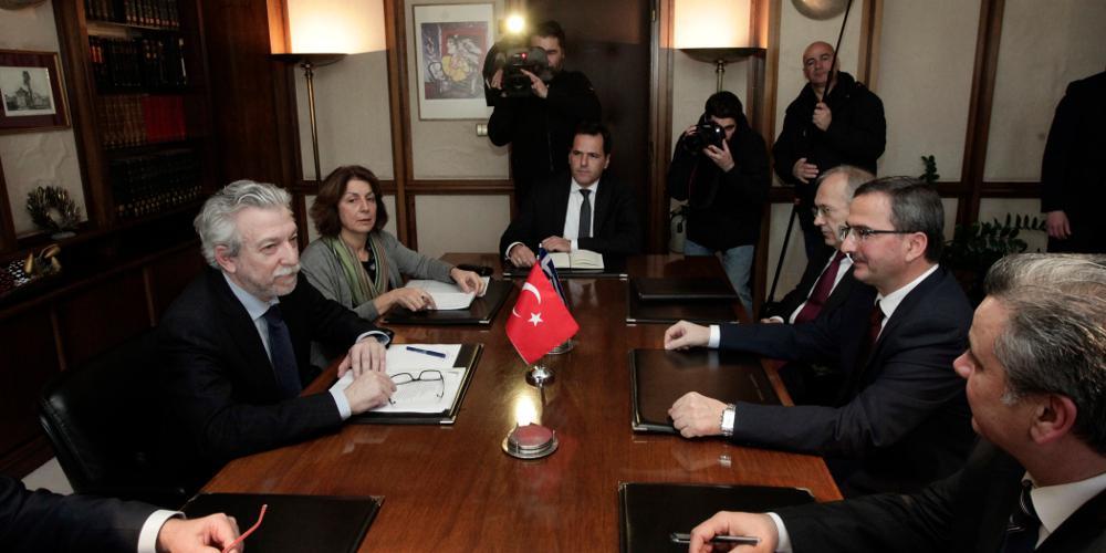 Μήνυμα Αγκυρας σε Ελλάδα: Παραδώστε τους οκτώ Τούρκους αξιωματικούς