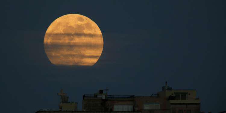 Έρχεται το Σούπερ Μπλε Ματωμένο Φεγγάρι