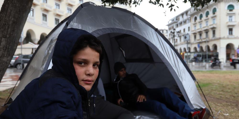 ΔΟΜ: Μειώθηκαν στο μισό οι αφίξεις προσφύγων μεταναστών στην Ευρώπη το 2017