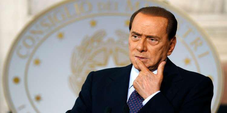 Ο Σίλβιο Μπερλουσκόνι πήρε εξιτήριο από το νοσοκομείο