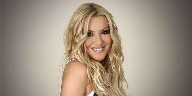 Έμαθε τα ευχάριστα και χαμογελά η Ναταλία Γερμανού!