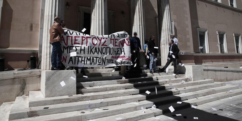 «Βαραίνει» το κατηγορητήριο για τις 87 επιθέσεις του Ρουβίκωνα