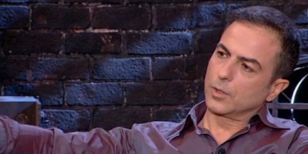 Με κατηγόρησε ότι είμαι γκέι και τον πήγα στα δικαστήρια – Τι αποκαλύπτει γνωστός τραγουδιστής [βίντεο]