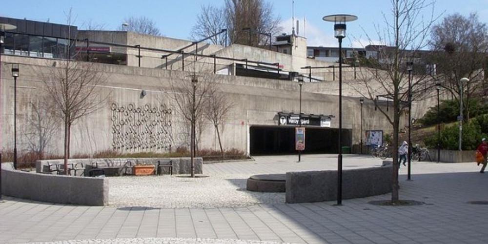 Ενας νεκρός από την έκρηξη στο μετρό της Στοκχόλμης