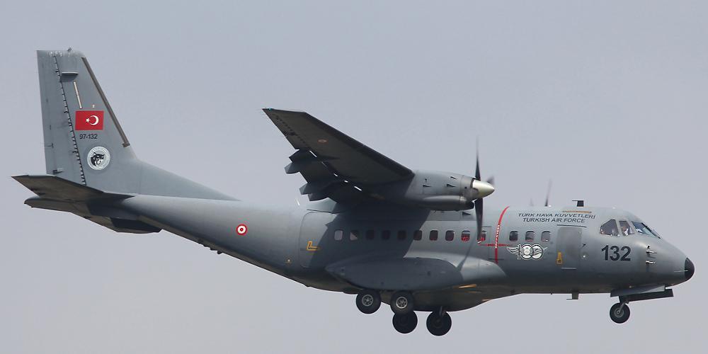 Μπαράζ παραβιάσεων από τούρκικα κατασκοπευτικά πάνω από το Αιγαίο