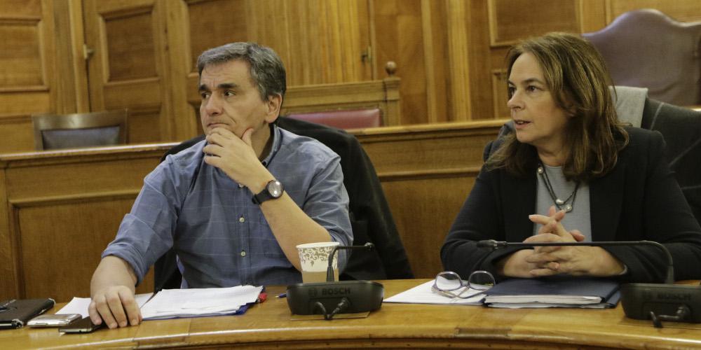 Με αυτό το μεσοπρόθεσμο δεν θα έχουμε καλά ξεμπερδέματα