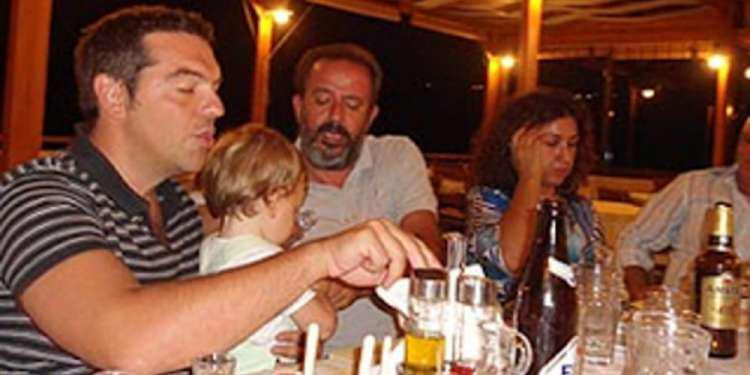 Γιος Αλέξη Τσίπρα: Μπαμπά, γιατί πρέπει να ξαναβάλεις για πρωθυπουργός;