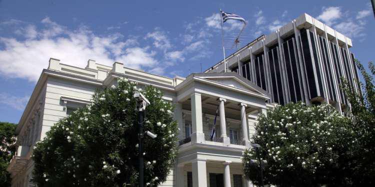 «Δεν δεχόμαστε μαθήματα για τη Λωζάννη και το Διεθνές Δίκαιο» - Σκληρή απάντηση του ΥΠΕΞ στην Τουρκία για τους μούφτηδες