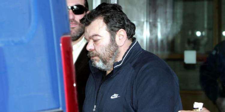 Συγγενείς και φίλοι του Στεφανάκου επιτέθηκαν σε δημοσιογράφους – Στο νοσοκομείο εικονολήπτης