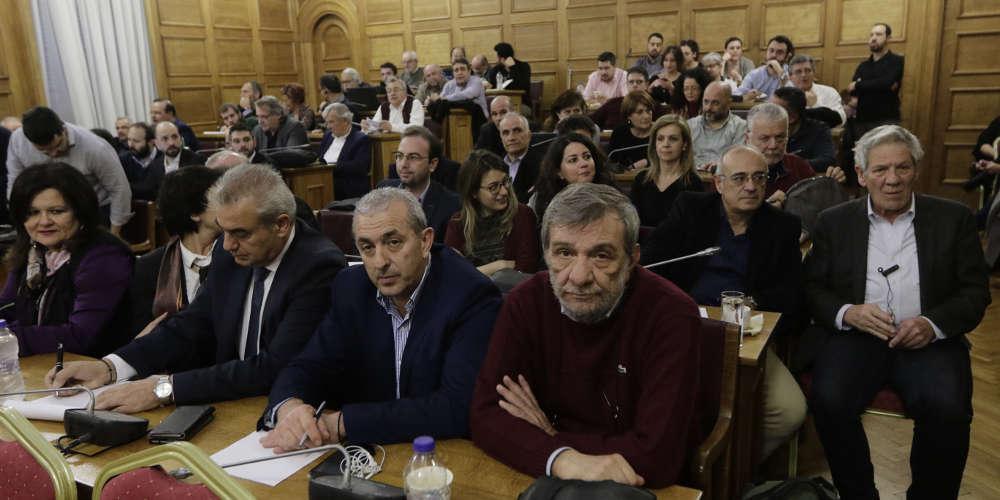 Πολυνομοσχέδιο: Τραβάτε με κι ας κλαίω... οι βουλευτές του ΣΥΡΙΖΑ