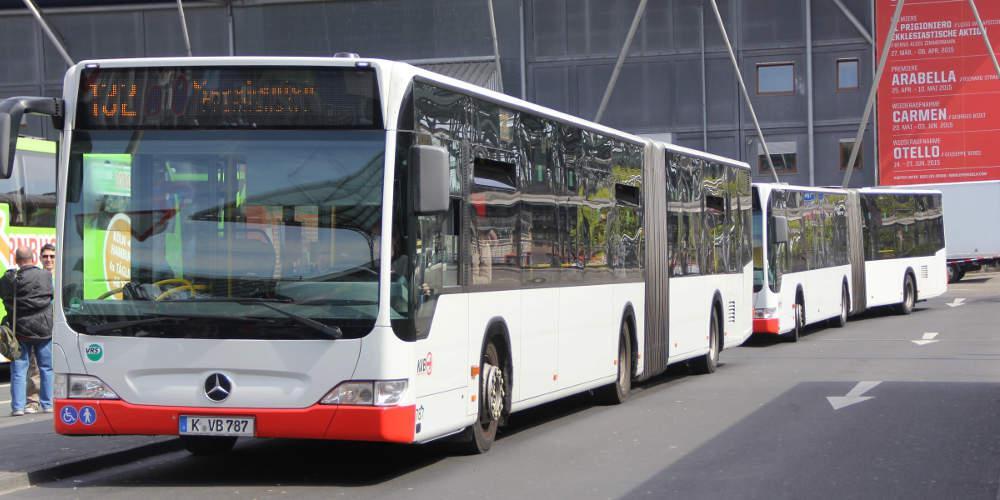 «Επανάσταση» στη Γερμανία: Δωρεάν μέσα μεταφοράς για να μειωθεί το καυσαέριο