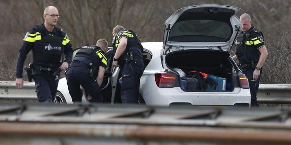 Οι «προσβολές στο Ισλάμ» το κίνητρο του δράστη της επίθεσης με μαχαίρι στο Άμστερνταμ