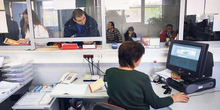 Τέλος τα μετρητά στις εφορίες – Πώς θα γίνονται πλέον οι πληρωμές