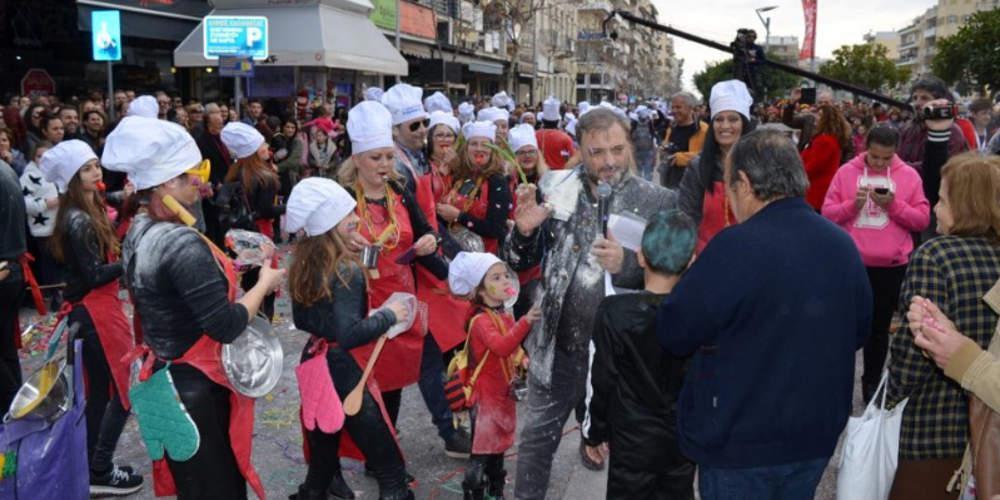 Αυτό είναι το βίντεο με το αλεύρωμα, τον εκνευρισμό και τις βρισιές του Φερεντίνου