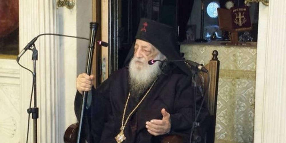 Σε λαϊκό προσκύνημα η σορός του γέροντα Νεκτάριου Βιτάλη - Τα θαύματα που έζησε