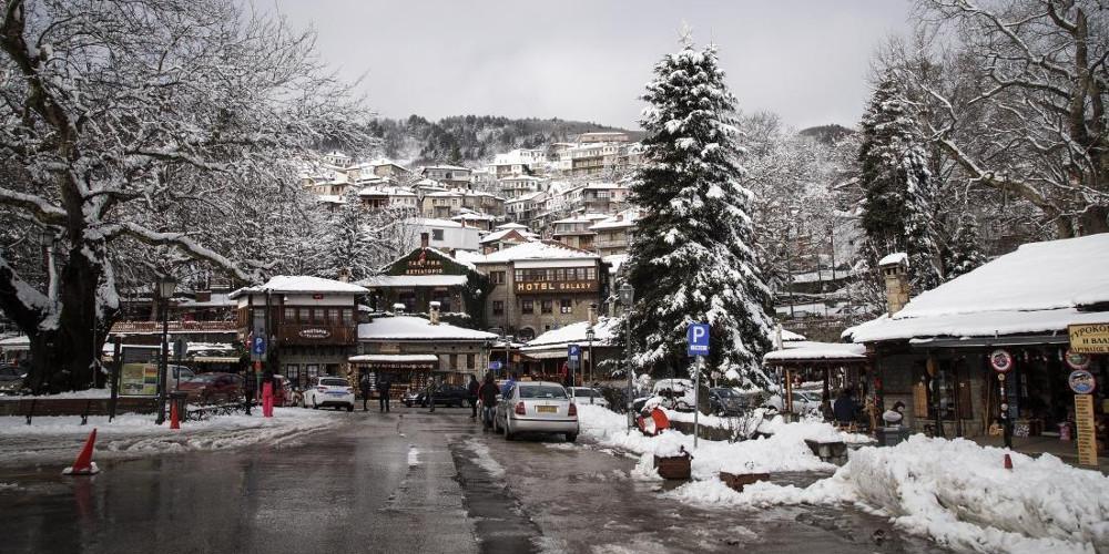 Με αμείωτη ένταση η επέλαση της «Ιοκάστης» - Πού έρχονται νέες καταιγίδες και χιονοπτώσεις