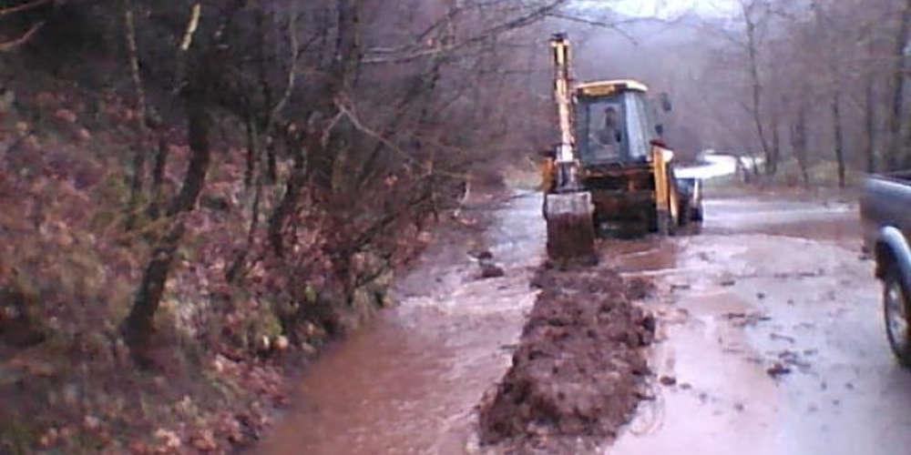 Στο έλεος της κακοκαιρίας τα Τρίκαλα - Αναμένεται δύσκολη η νύχτα