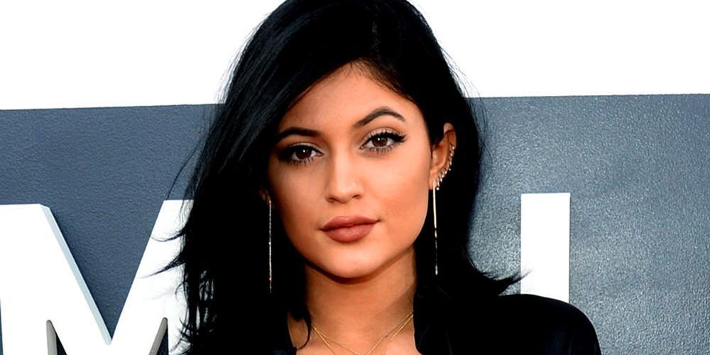 Η πρώτη φωτογραφία της κόρης της Kylie Jenner, Stormi, σπάει όλα τα ρεκόρ!