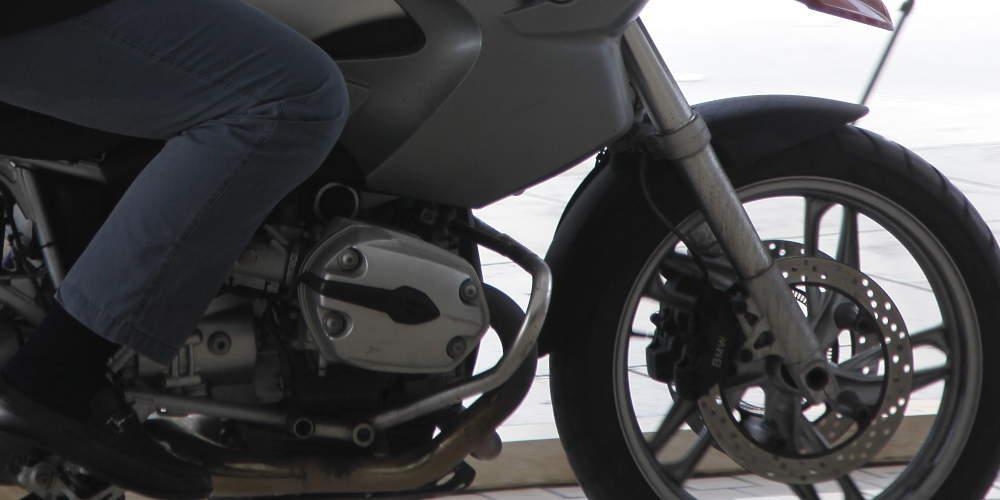 Νεκρός ο μοτοσικλετιστής που έπεσε σε πηγάδι στο Λαύριο