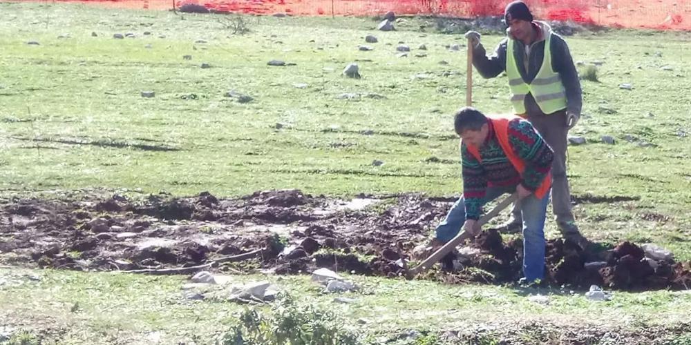 Σοκ: Βρέθηκαν ανθρώπινα οστά σε μπάζα κοντά στα ΚΤΕΛ Ναυπάκτου