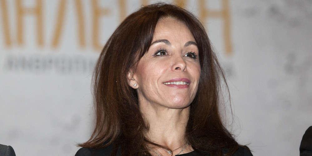 Δύσκολες ώρες για τη Βούλα Πατουλίδου: Προσεύχομαι για τον γιο μου