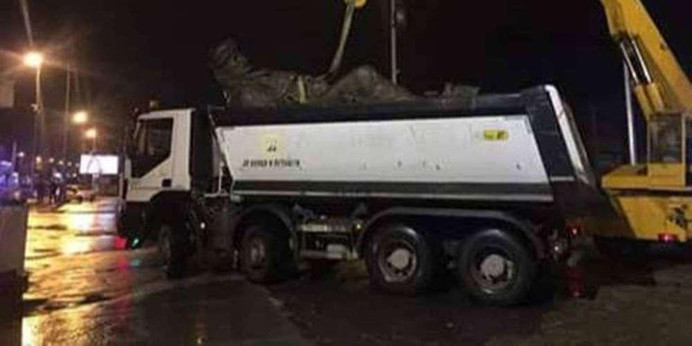 Ξηλώνουν αγάλματα και πινακίδες που παραπέμπουν σε αλυτρωτισμό οι Σκοπιανοί