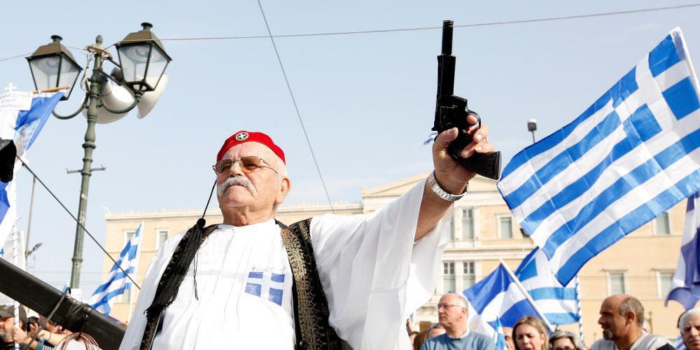 Το μεγάλο συλλαλητήριο του Συντάγματος μέσα από φωτογραφίες