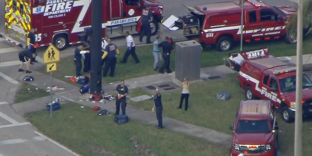 Μακελειό σε σχολείο στην Φλόριντα - Πιστολέρο σκόρπισε τον θάνατο