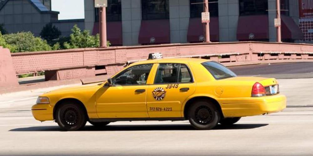 Αρνείται τις κατηγορίες περί βιασμού του οδηγού ταξί ο ηθοποιός που δικάζεται