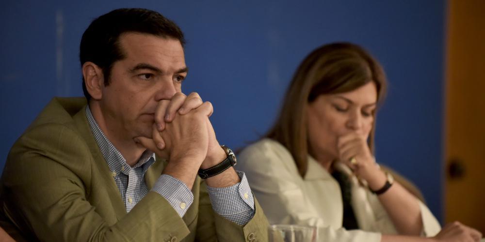 Γερμανικά ΜΜΕ: Ο Τσίπρας διώχνει υπουργούς που δεν μπορούν να λιγδώσουν το έντερο τους