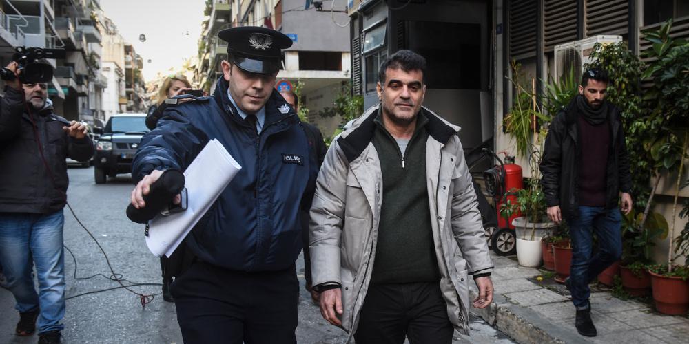 Ελεύθερος ο Κώστας Βαξεβάνης - Στις 16 Απριλίου ορίστηκε η δίκη του