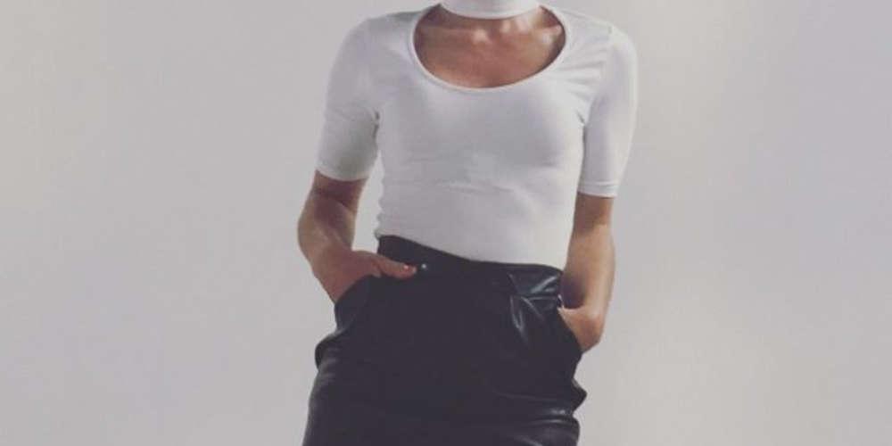 Πασίγνωστη παρουσιάστρια «πολιορκήθηκε» από φαλλούς στον Τύρναβο! [βίντεο]